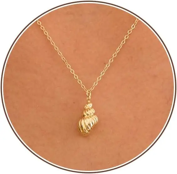 

Ожерелье с позолотой 14K: Изящные подвески в виде бабочки, бусины, пчелы, бейсбольного мяча, цветка, компаса, самолета, сердца, колибри, дерева. Простой дизайн.