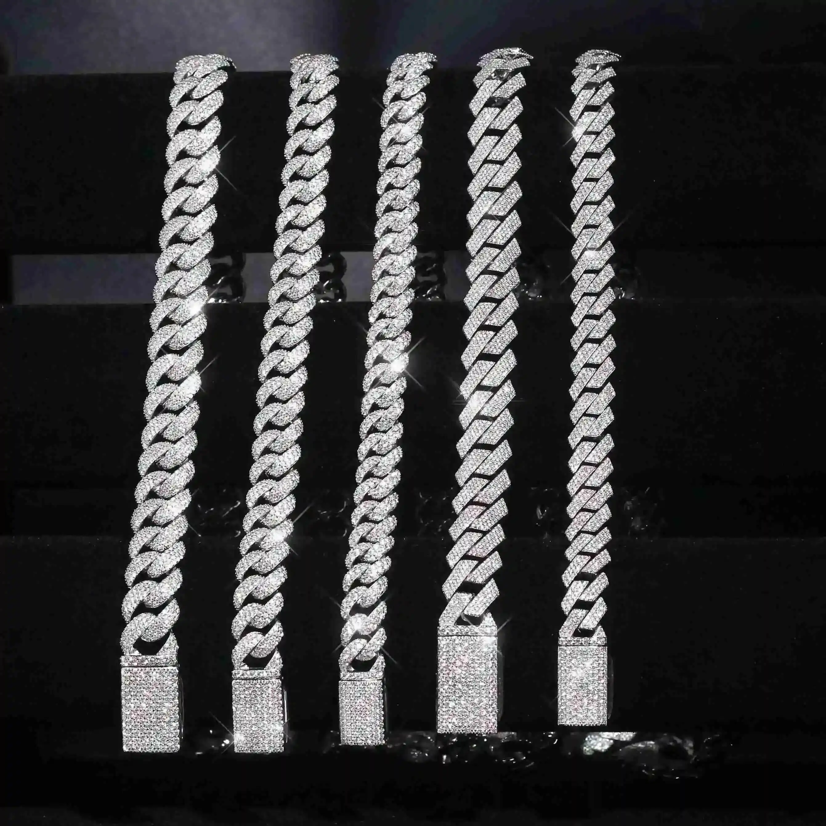 

VVS Moissanite Cuban Link 7MM S925 Gold Plated Iced Out Moissanite Hip Hop Cuban Link Chain