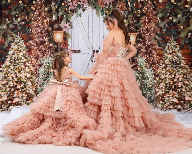 Strapless Puffy Ball Gown Mother Daughter Matching Outfit Dress for Family Photo Shoot Birthday Boudoir Robe Christmas Celebrate