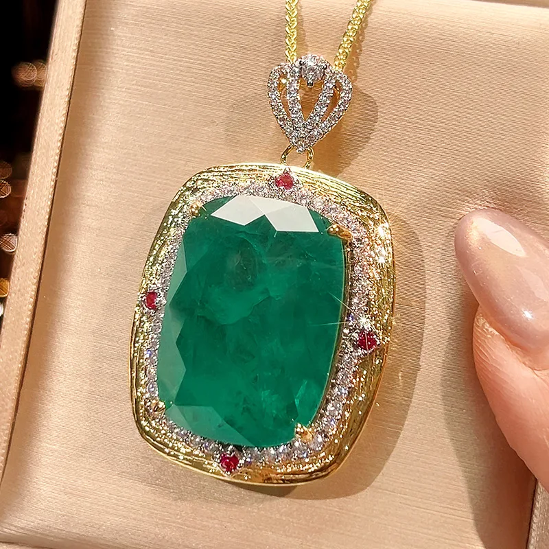 Vintage Cut Emerald Ruby Pendant Necklace for Women Crown Bail Halo Zircon Statement Jewelry Luxury Gemstone Wedding Party Gift