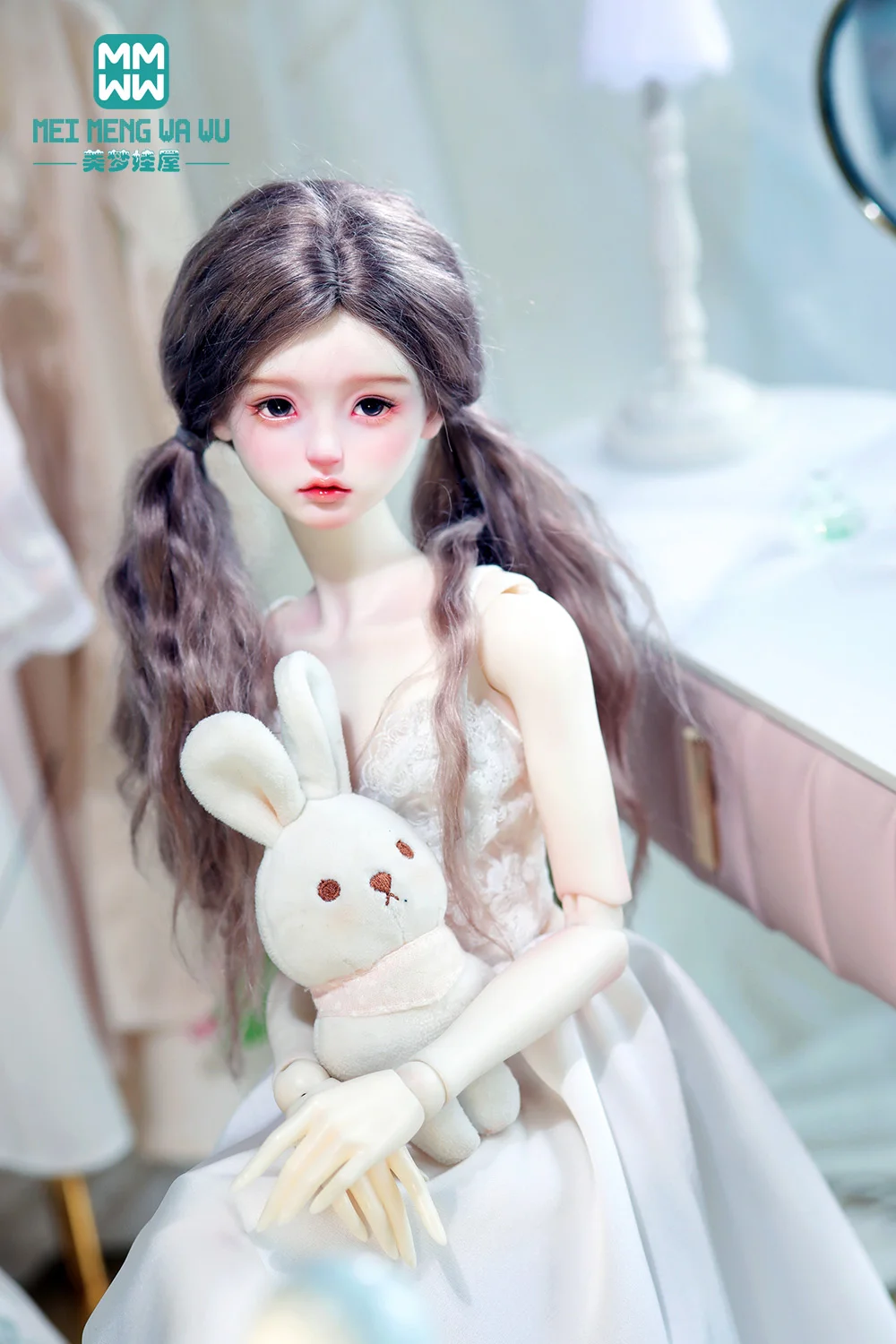 

1/3 BJD DD SD Fashionable silk dress set 60CM Toys Spherical joint dolls Girl Gift