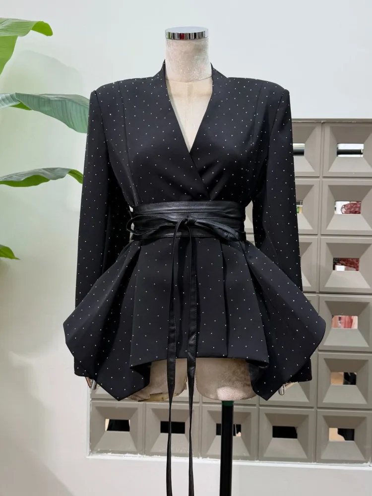 DFDG 2025 Abrigo de diseñador con cuello en V para mujer, chaqueta ajustada con cintura asimétrica y lazo, prendas de vestir exteriores de Boutique de lujo, abrigo de otoño y primavera