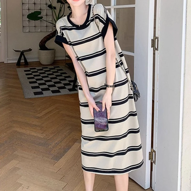 

Summer Ice Silk Striped Trend T Shirt Dress Short Sleeve O-neck All-match Youth Midi Dress Fashion Casual Sweet Women Clothing