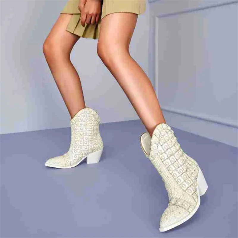 White Boots Pointed Toe Pearls Designs Rhinestones Decorations Fashion Modern Botas Luxury Zapatos Mujer Elegant Shoes New Bling