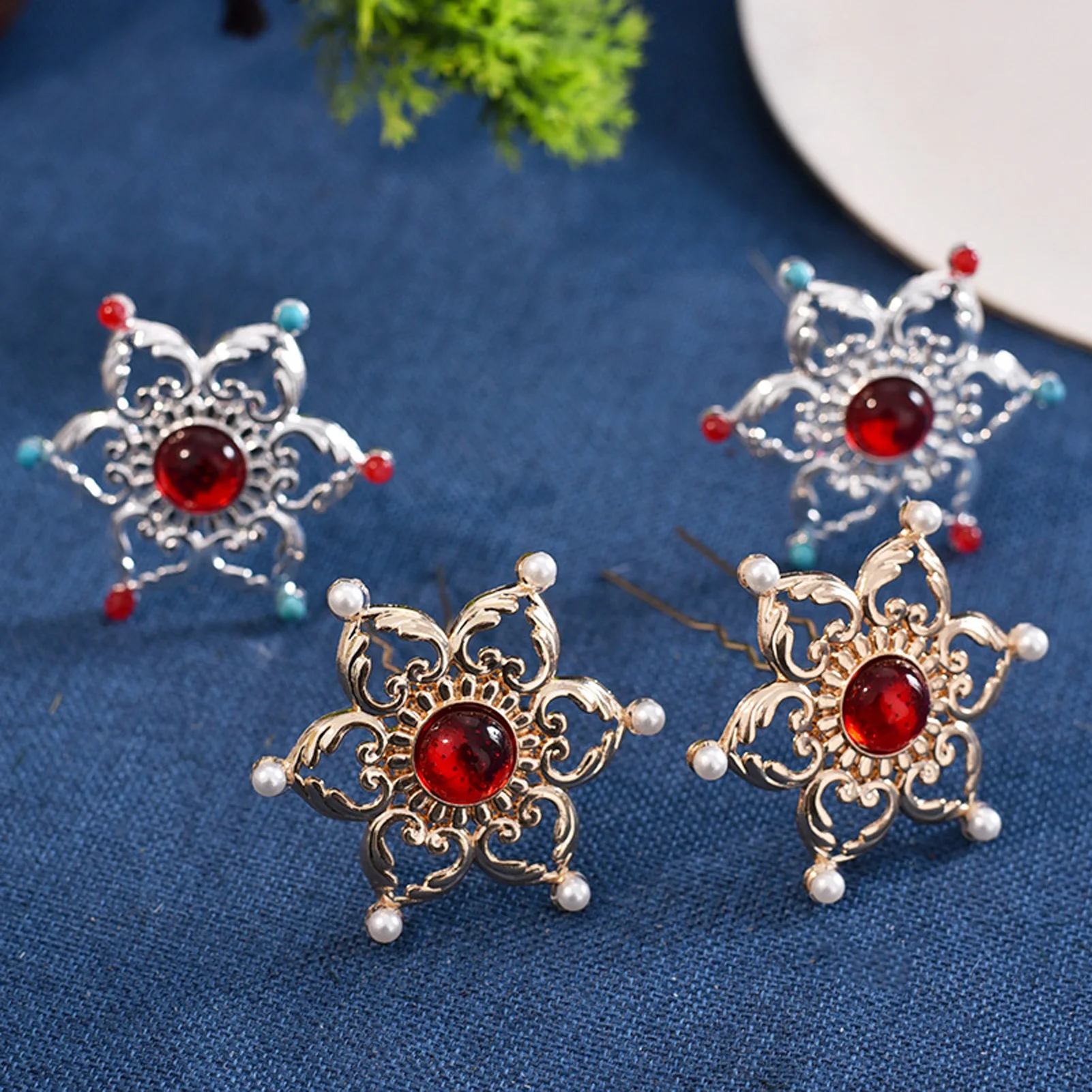 

Fashion Metal U-shaped Hairpins Chinese Style Hanfu Headwear Women Elegant Rhinestone Hair Clips Hair Jewelry Accessory Gift