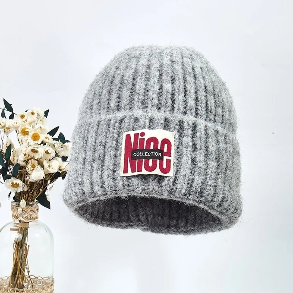 Fashion Letter Embroidery Knitted Woolen Hat Thickened Windproof Skullies Cap Keep Warm Beanies Cap for Student Girls