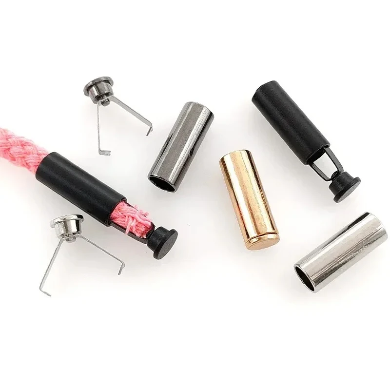 20 مجموعات حبل معدني ينتهي سدادة زر الحبل نهاية قفل غطاء معلق جرس مشبك DIY بها بنفسك حقيبة الأحذية الملابس الحبل اكسسوارات