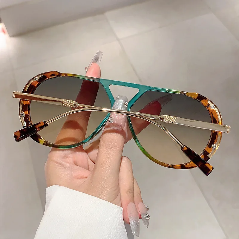 Big Frame Vintage Pilot Sunglasses Women For Men Luxury Brand Designer Sun Glasses Popular Outdoor Punk Double Bridge Shades