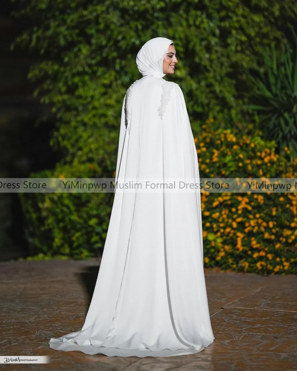 Modest Muslim White Wedding Dresses with Cape Long Sleeve Mermaid Pearls Beading Hijab Bride Bridal Gowns Customized