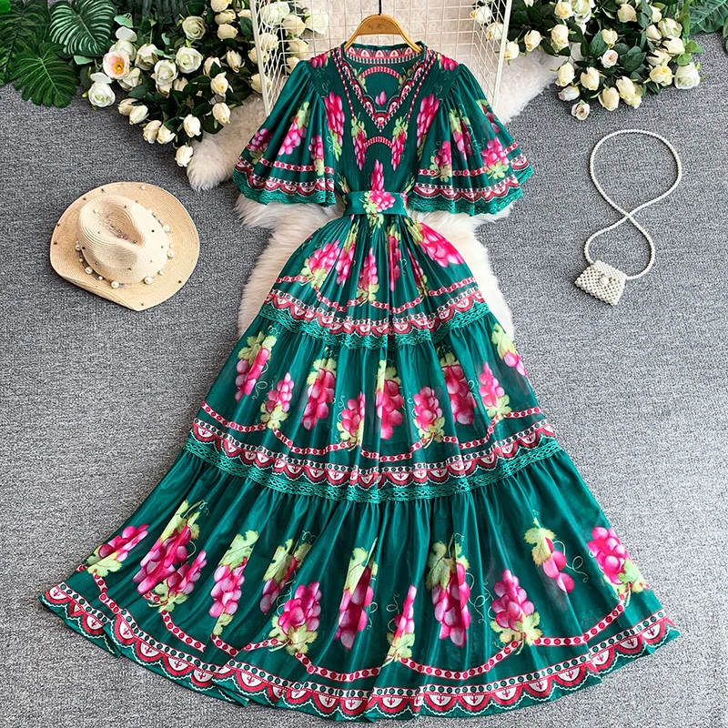 Sommerliches französisches Spitzenkleid mit Rüschenärmeln und Print für Damen – Neues modisches Urlaubskleid mit Taillenbetonung und weitem Saum, langes Kleid S600