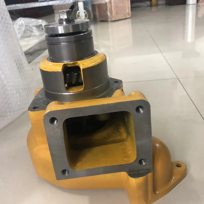 

Excavator Loader Parts SAA6D170E-5 6D170 Engine Parts Oil Pump 6240-51-1100 Water Pump 6240-61-1104 6240-61-1103 6240-61-1102