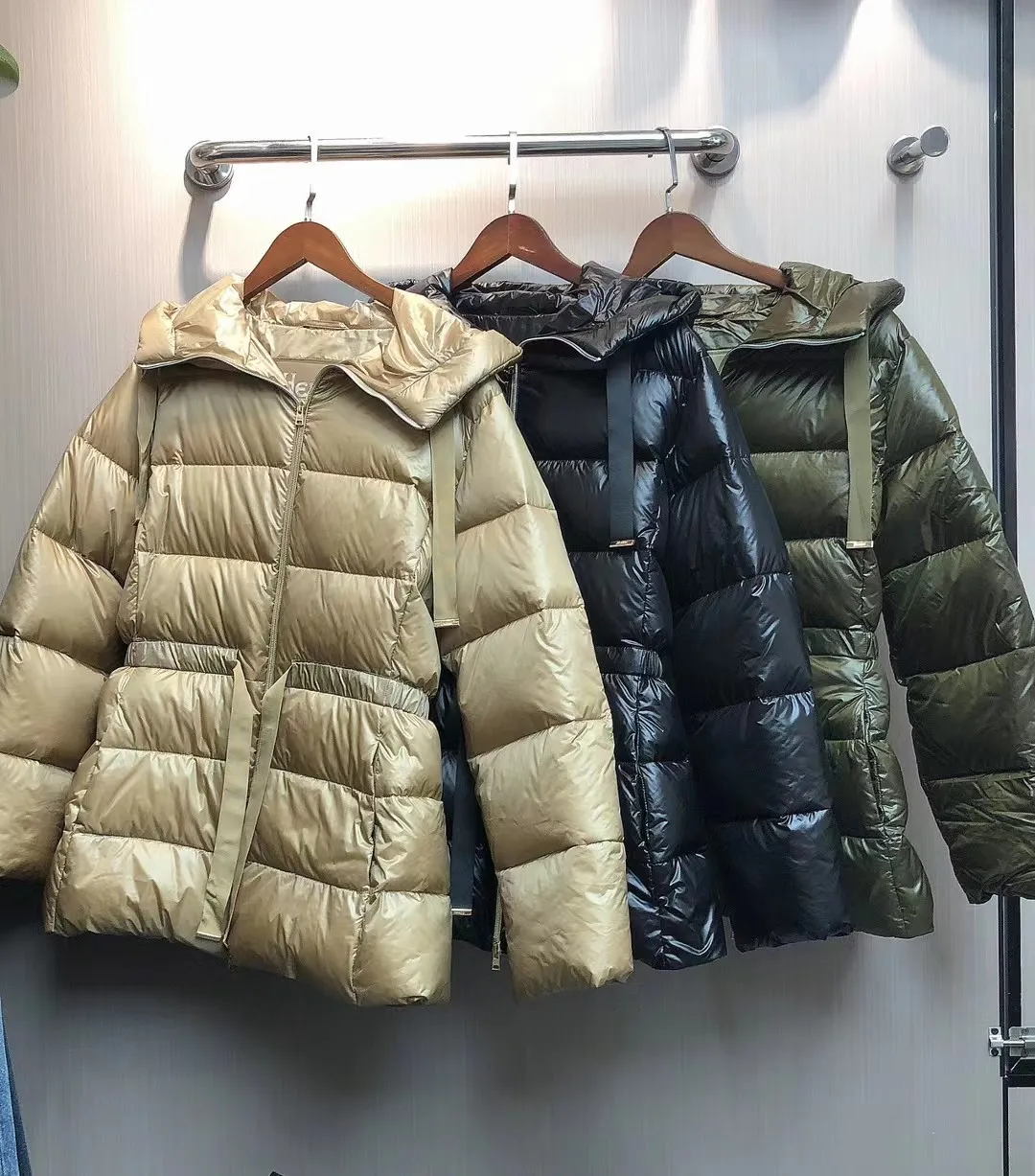 2025H نمط جديد سستة الياقة المدورة هوديي الرباط سترة أنيقة للتنقل سترة طويلة أسفل