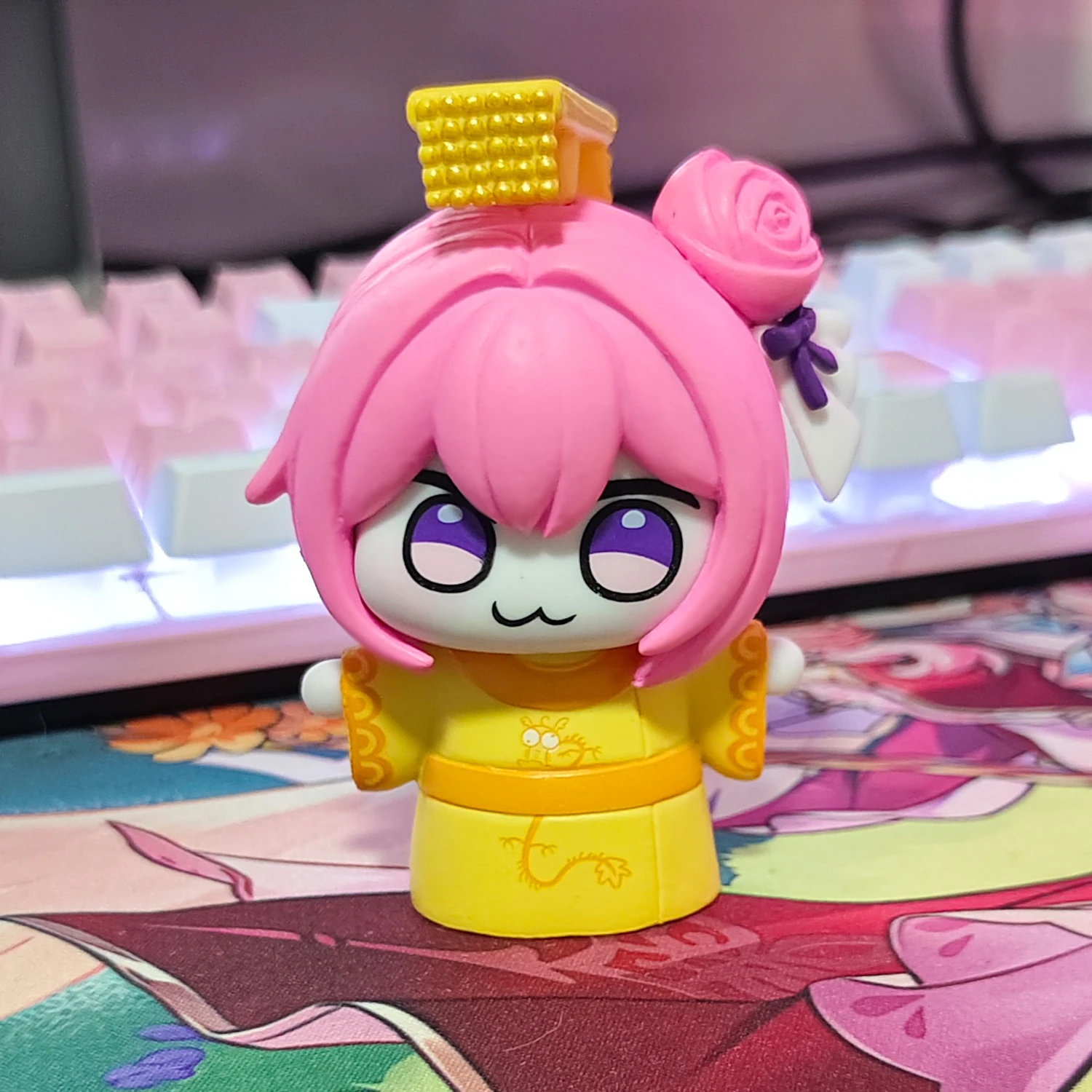 تمثال دورو نيككي إصدار Q من فيكتوري جوديس، لعبة كلب وردي، ديكور أنمي، هدية، نموذج PVC ثابت، لعبة للأعمار 8+