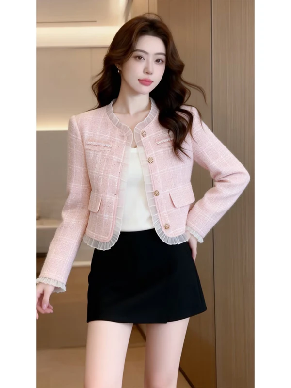 

Spring 2026 Pink Style Short Coat Women's Vintage Tweed Outerwear with Wooden Design Luxury Fashion Ladies' Jacket