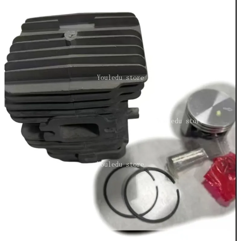 

Suitable for Cylinder Homelite 4518 (43mm) cylinder