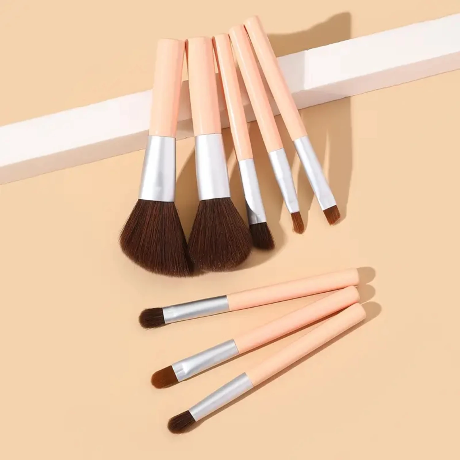 8pcs Mini Travel Makeup Brush Set , Synthetic Hair Cosmetic Foundation Blending Blush Eyeliner Face Powder Brushes