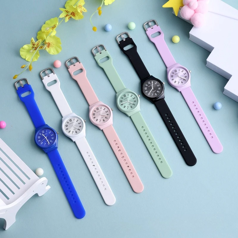 

Brand Silicone Strap Quartz Watch for Women Casual Fashion Luxury Ladies Wristwatch Students Quartz Wristwatch Reloj Mujer