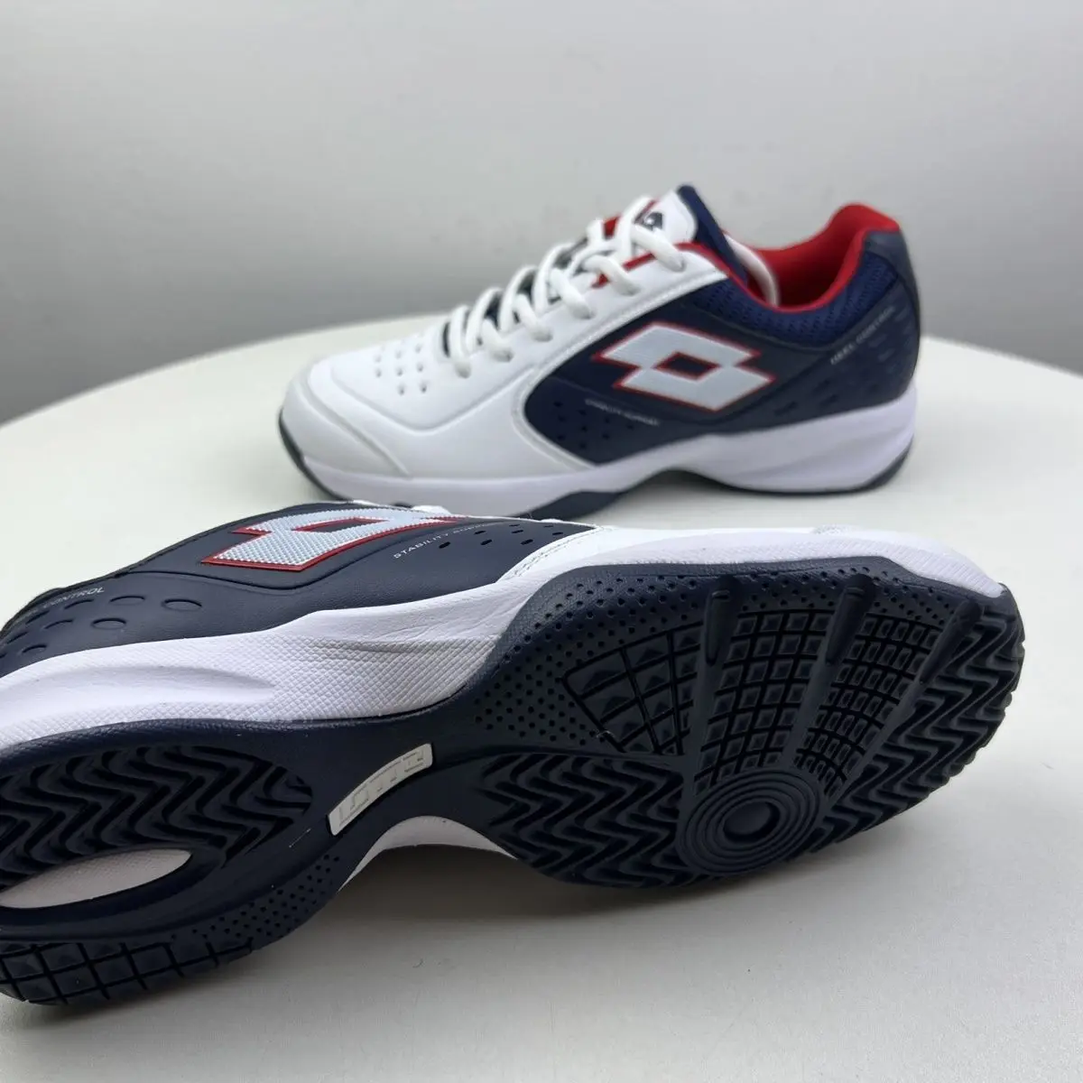 

Men's Professional Training Shoes Table tennis shoes Women's shoes Men's wearable shoes Non-slip