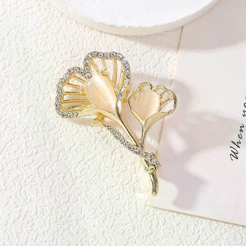 Модные-темпераментные-броши-с-изображением-кошачьего-глаза-и-листьев-гинкго-для-женщин-одежда-пальто-ювелирные-аксессуары