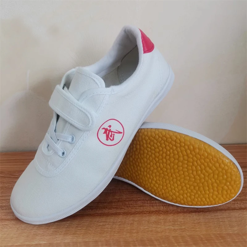 

Kids Martial Arts Shoes Training Sports Shoes Wear-resistant Tendon Soft-soled Tai Chi Shoes Breathable Canvas Shoes