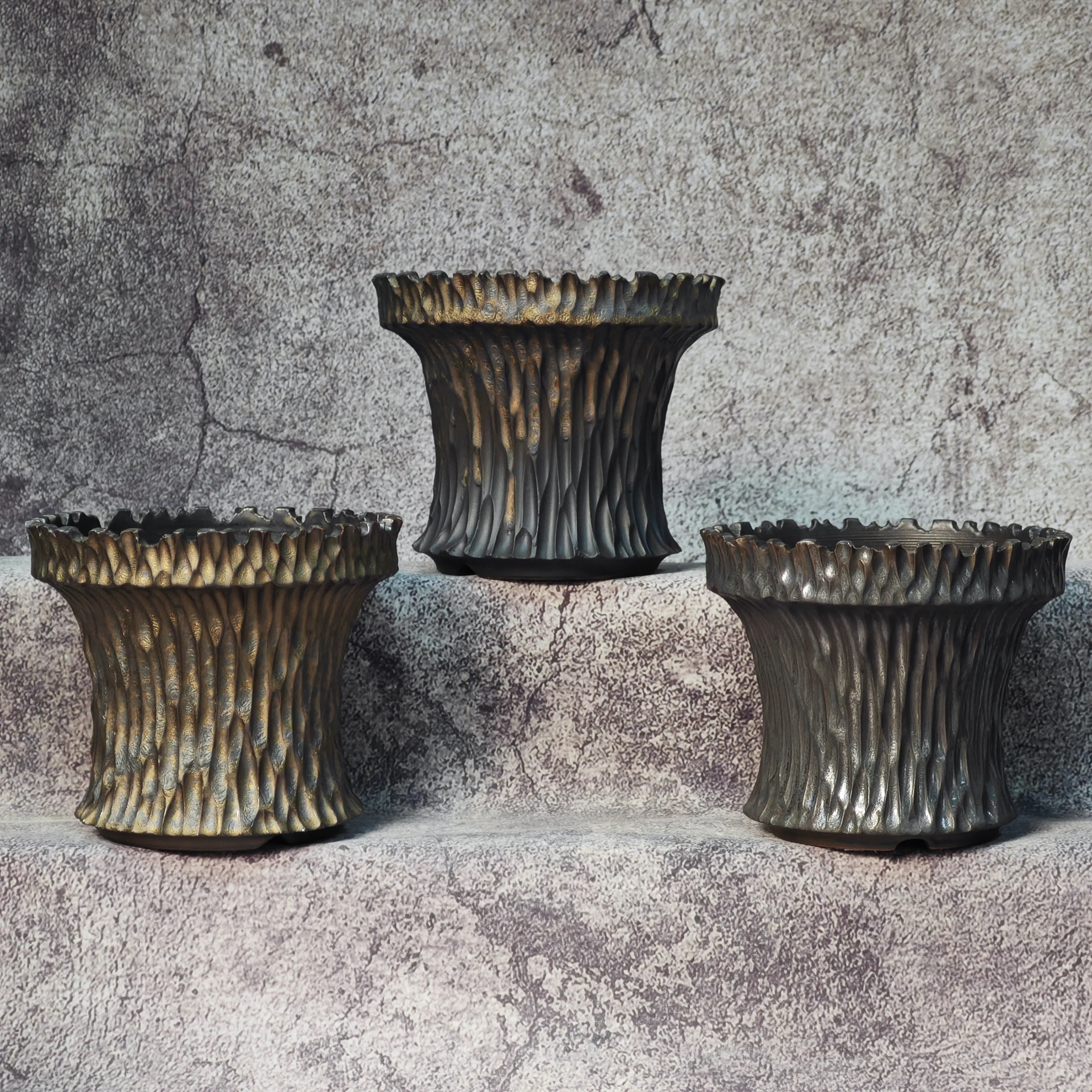 Hand Carved Wide Mouth Caudex Pot Ceramic Waist Shrunken Planter for Agave Cactus Ebisu Daikoku Succulent Shape Control Garden