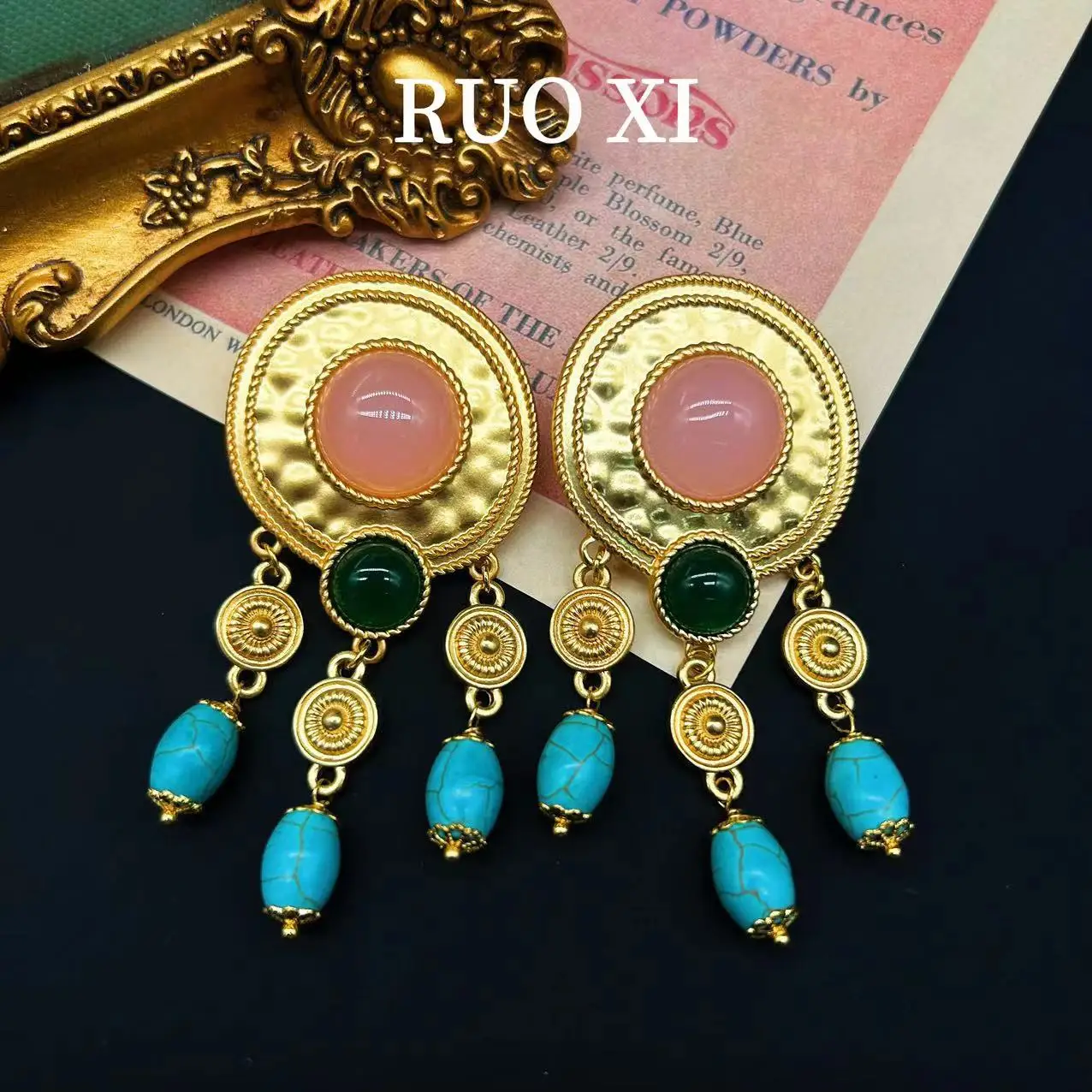 Vintage Medieval Jewelry for Woman Tassel Stone Antique Powder Crystal Palace Luxury Earrings Party Show Gorgeous Boutique