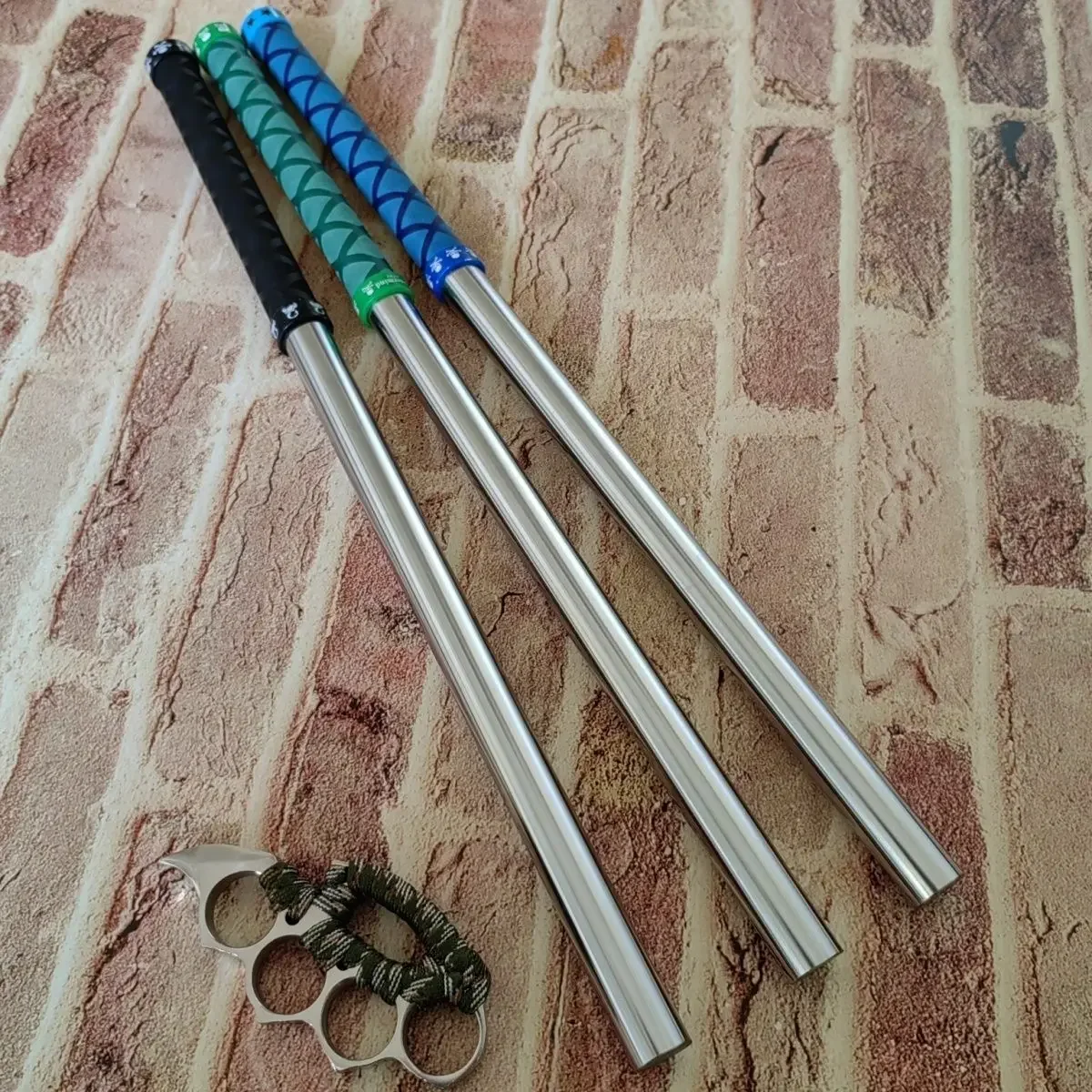 50cm Solid Stainless Steel Short Rod Self-defense Steel Whip Car Emergency Broken Window Stick Tools