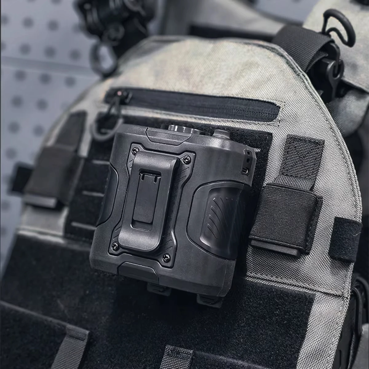 Tactical Portable fan Outdoor Summer Molle Multi-purpose Fan Waist on Cooling Air Conditioning Camping Hunting Camping Gear 5