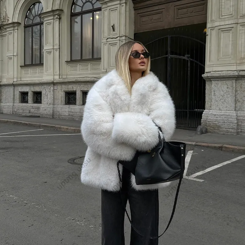 Inconic Winter Wonderland Faux Fur Coat Inspirations Long Fox Fur Jacket Fluffy White Crooped Luxury Denim Streetstyle Fashion