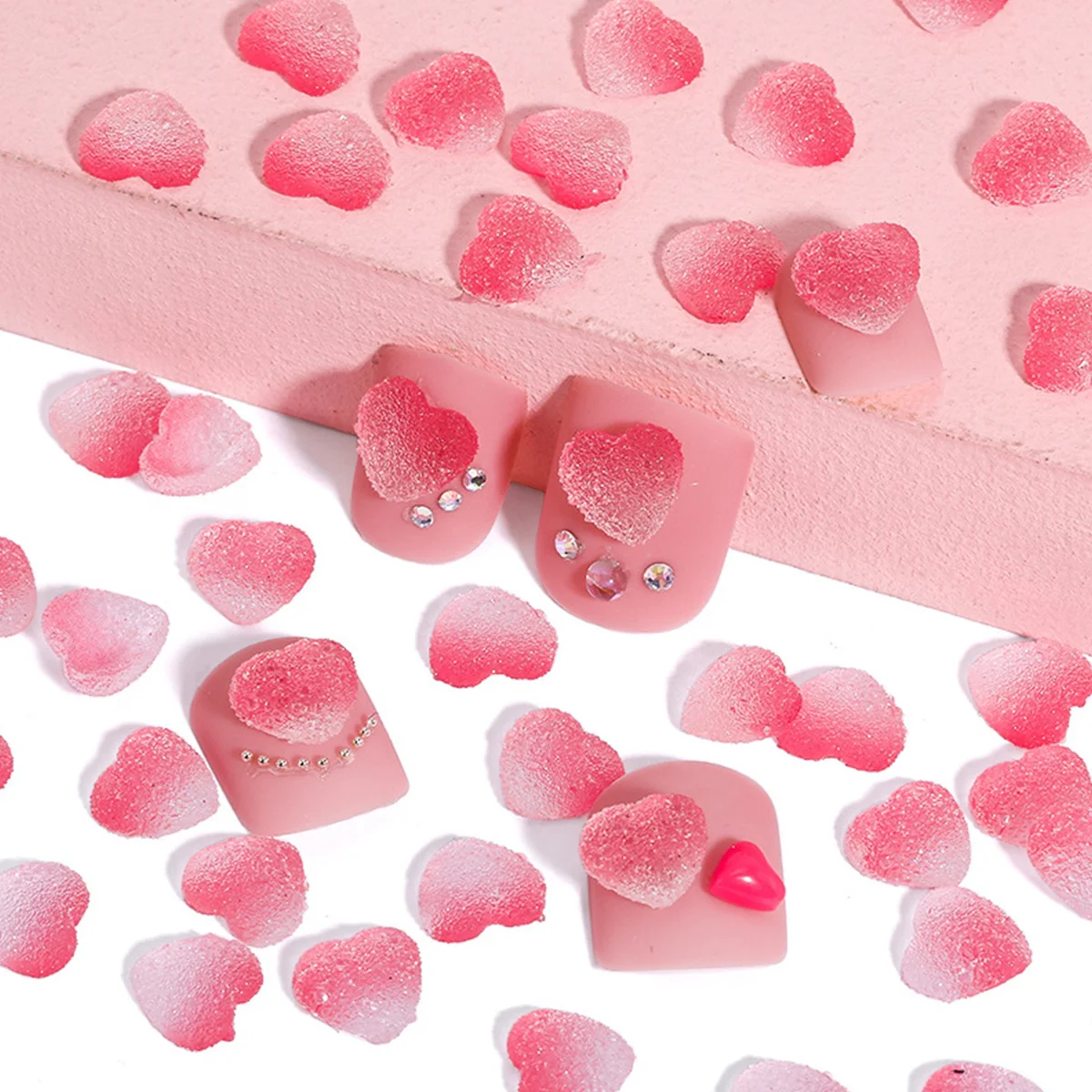 

50Pcs Love Heart Nail Charms Resin Decorations Lightweight Comfortable Wear Dating Evening Parties Nail Decorations