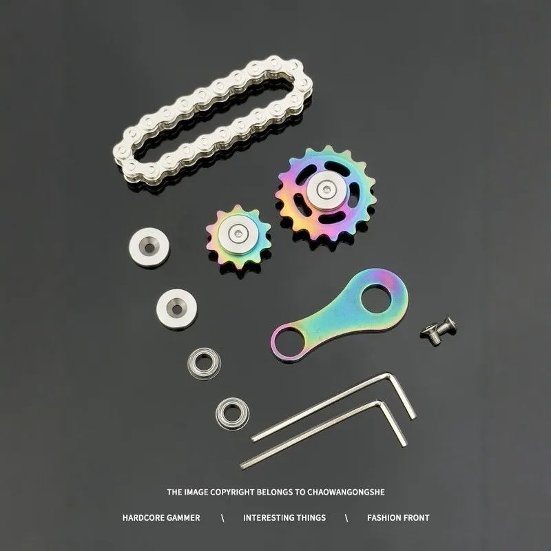 سلسلة معدنية جير فيدجيت سبينر - لعبة EDC المحمولة المضادة للقلق للبالغين والأطفال، أداة مكتب تركيز مكتب ADHD