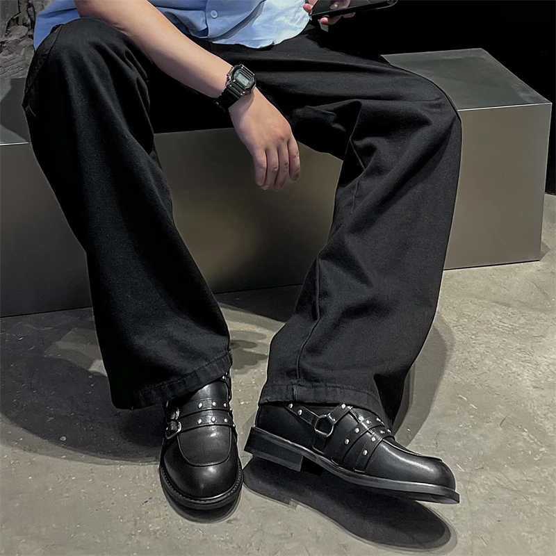 

New High Quality Comfortable NonSlip Leisure Round Toe Men's Leather Shoes Outdoor Gathering Comic Exhibition Large Size Loafers