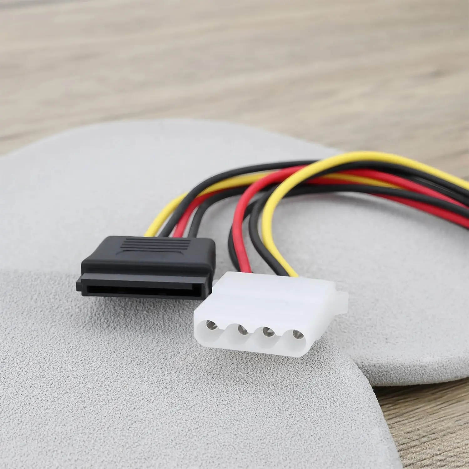 JavicTech SATA macho a 4 pines Molex IDE adecuado para puertos serie en fuente de alimentación de caja de computadora