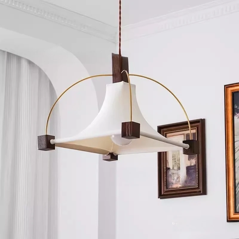 Retro medieval chandelier, restaurant lamp, balcony, bedroom, homestay, bar table lamp