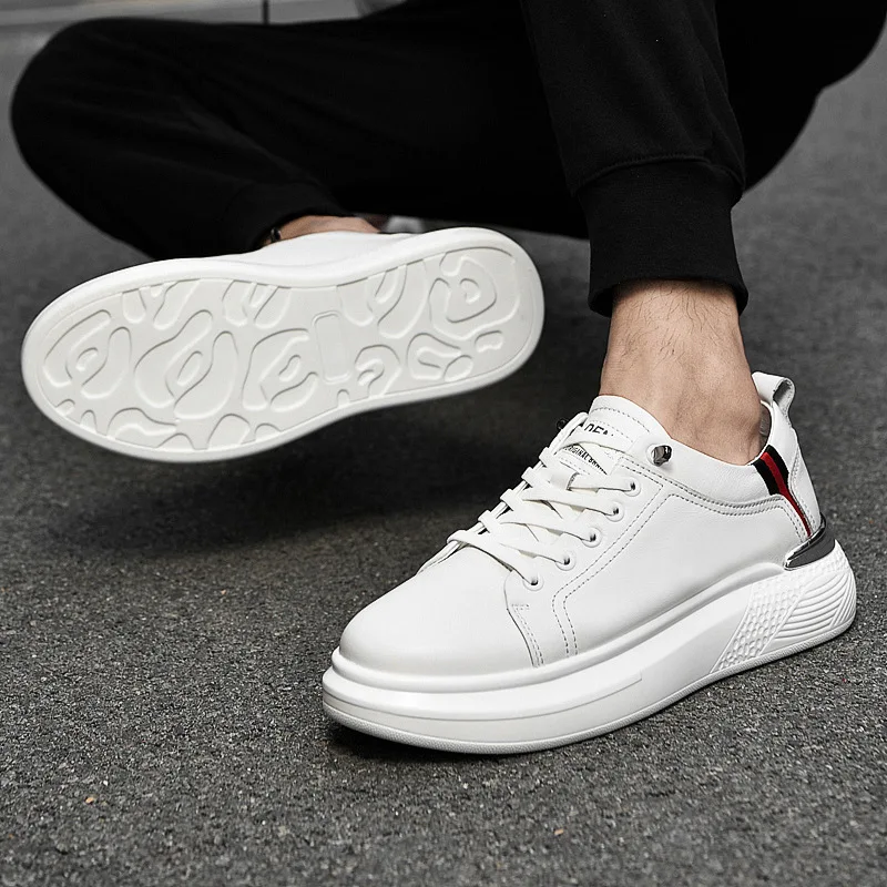 

2026 Genuine leather Men's height-enhancing shoes white sneakers Men's elevator height-increasing insoles 6/8 cm sports shoes