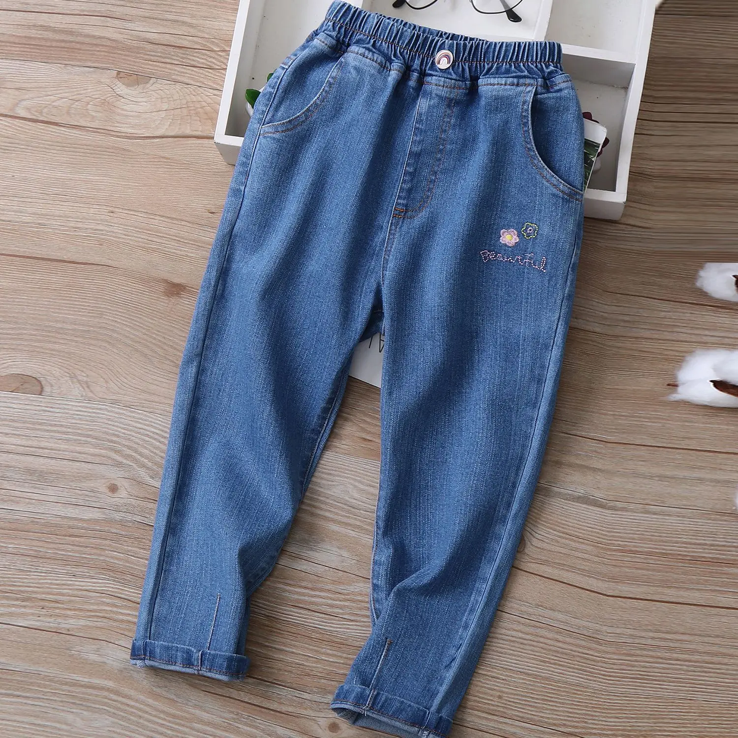 

Small Flower Embroidery Girls Jeans Children's Trousers Spring 2024 New Children's Clothing wholesale