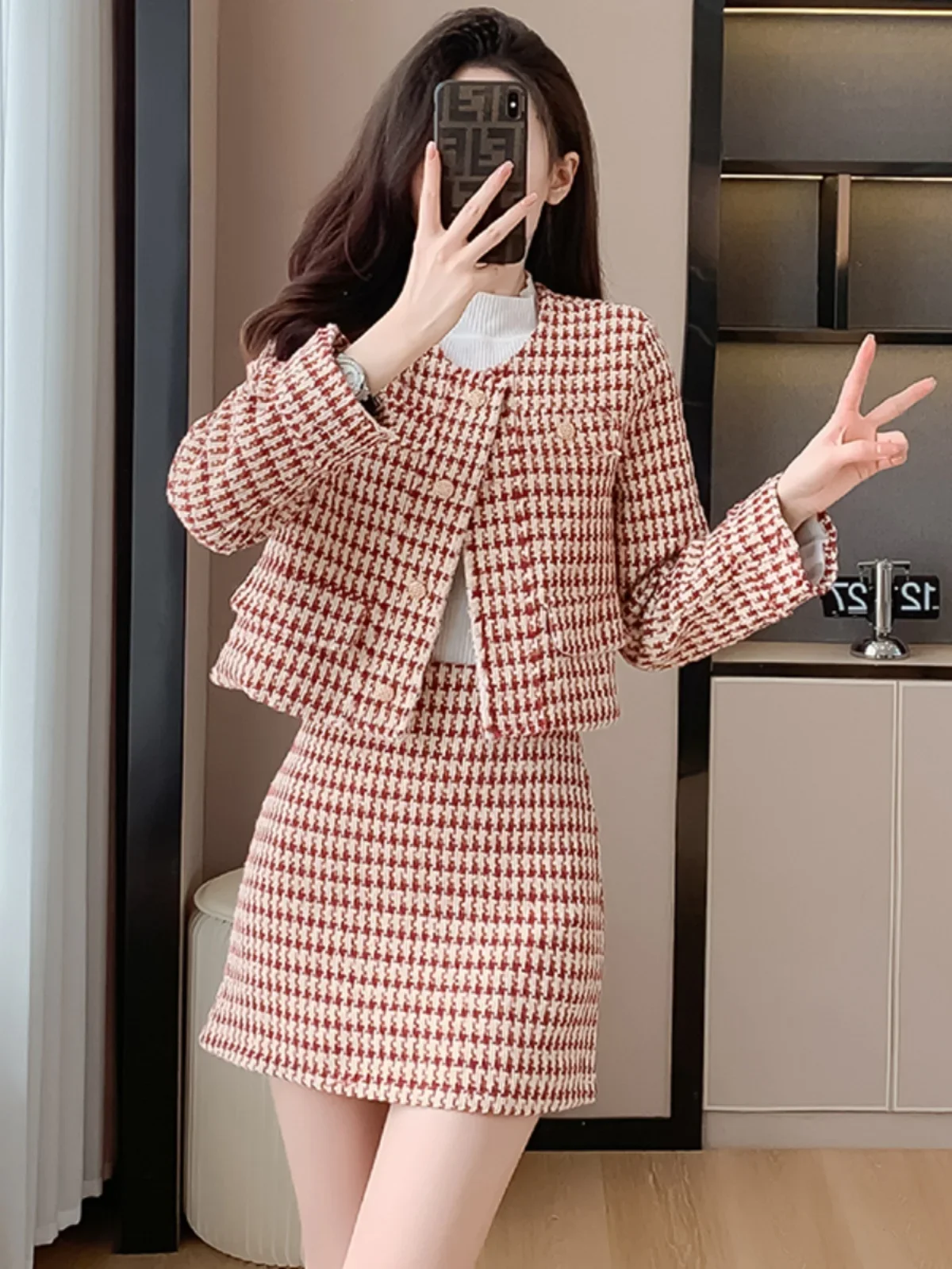 

Plaid Tweed Suit: Spring and Autumn 2024 New Petite Socialite Style Dress Two-piece Set for Women Female Office Lady Hot Sale