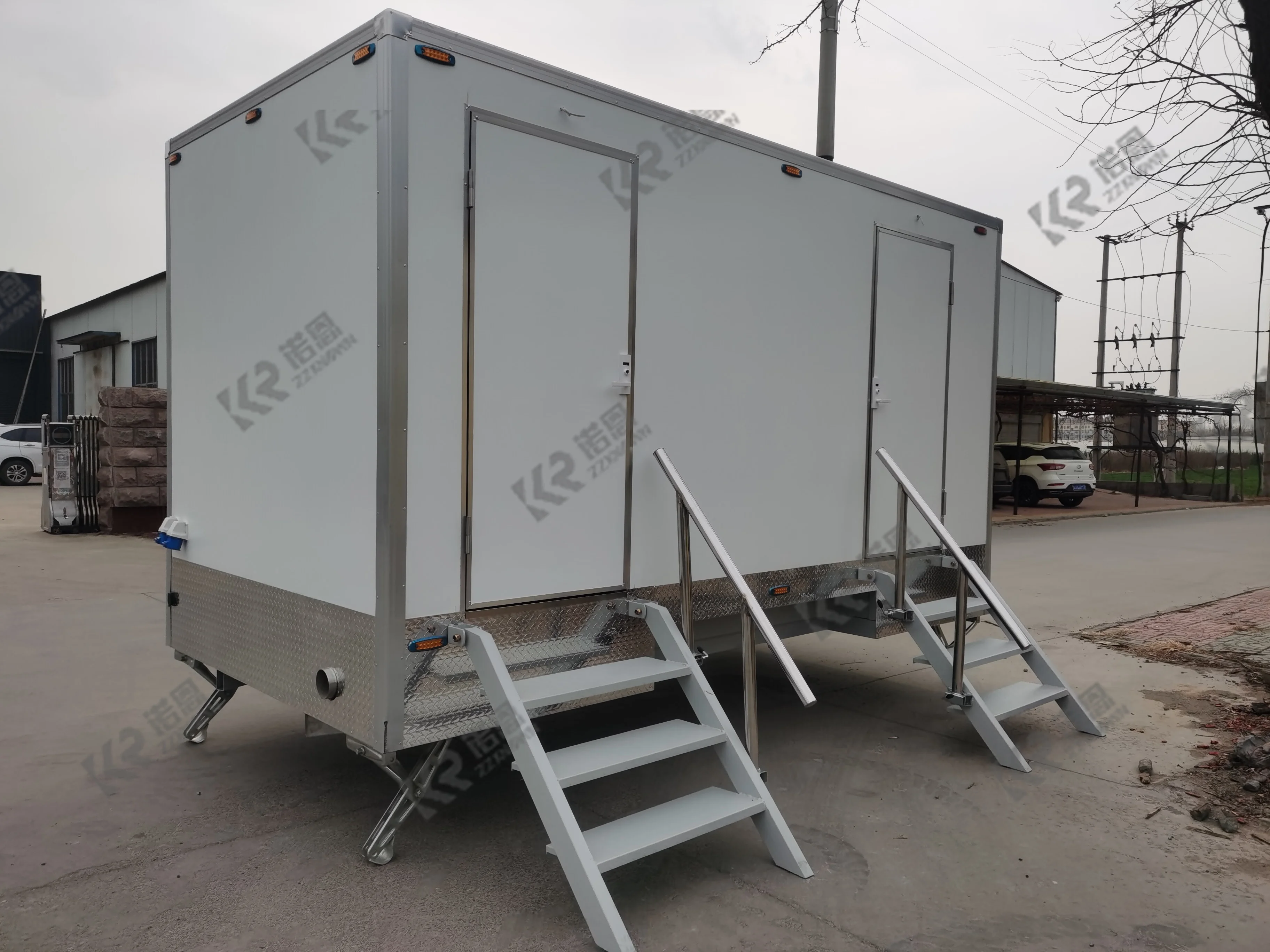 2024 Online Store Hot Sale Camper Trailer With Toilet Portable Toilet Trailer