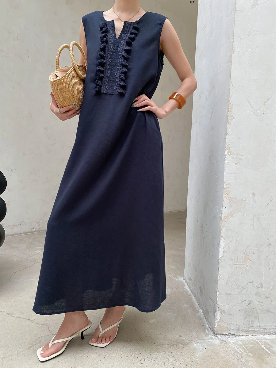 Sommerliches, lässiges, einfarbiges, ärmelloses Westenkleid für Damen mit V-Ausschnitt, Stickerei und Quasten – Detail 5