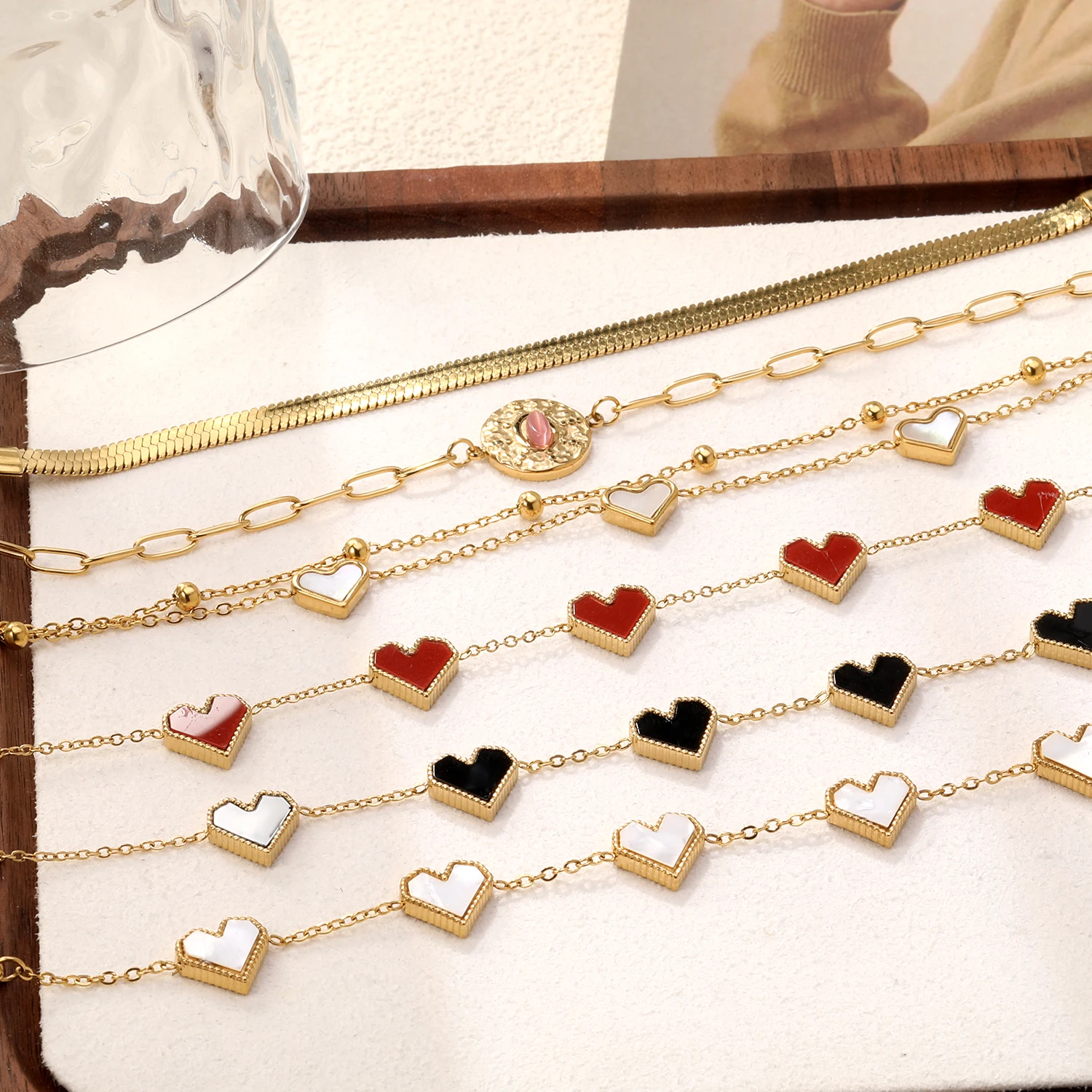 LUXUSTEEL Stainless Steel Heart Charms Bracelets Bangles For Women Golden Color Layers Link Chains Bracelets Wholesale Party