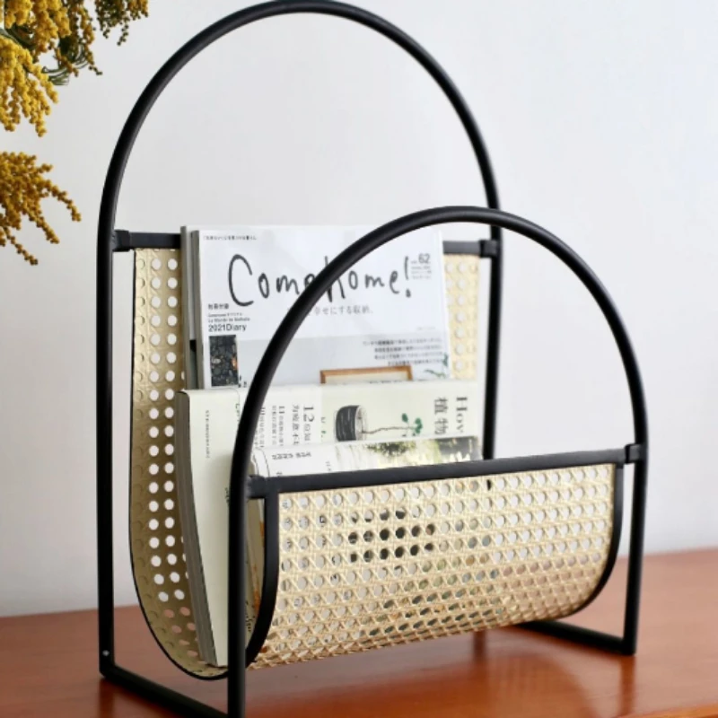 

Japanese Metal Magazine Rack Periodical Shelf Sofa Storage Stand Living Room Decor Rattan-Inspired Design Shelving