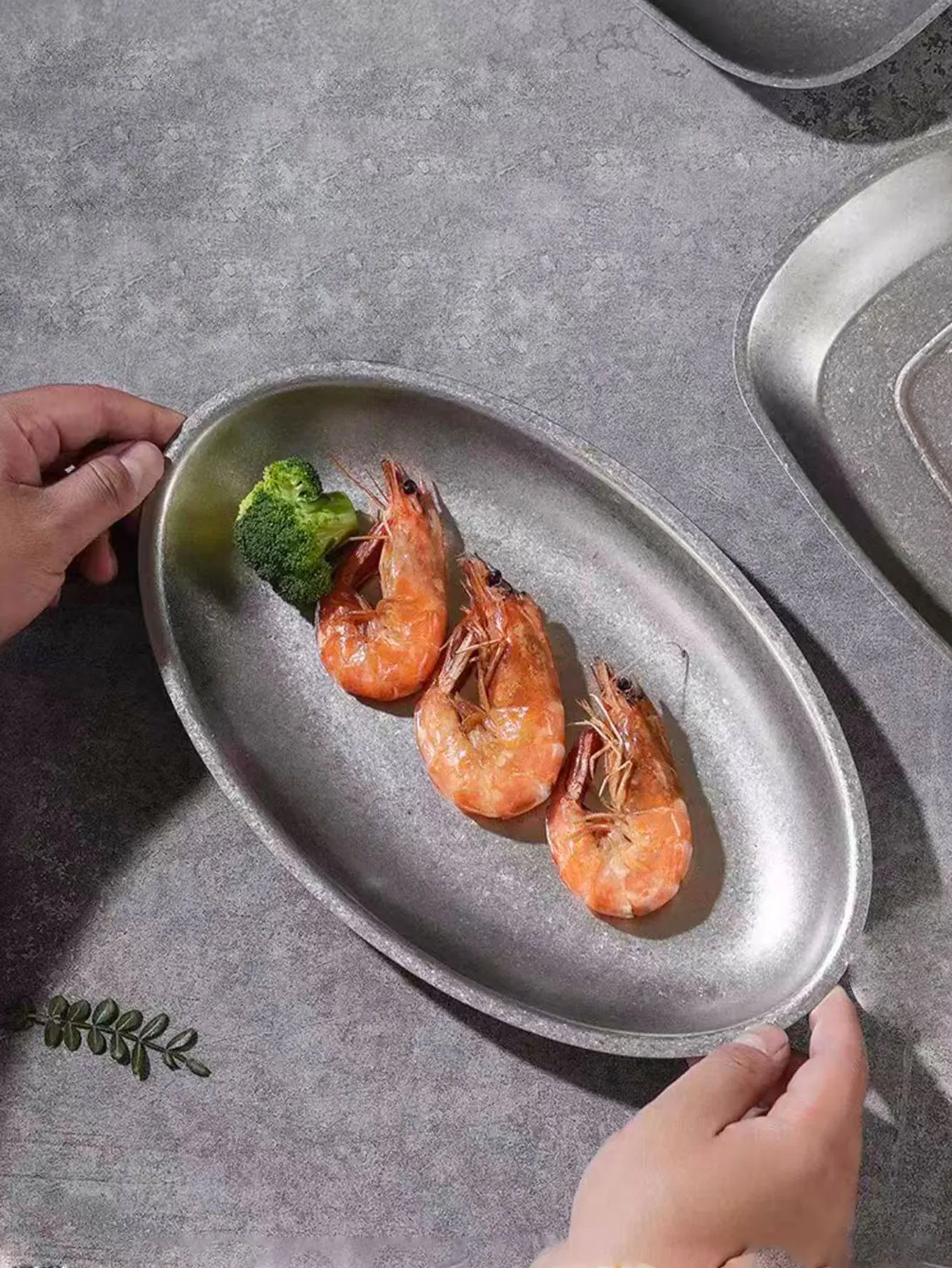 304 American Retro Tableware, Western-Style Dinner Plate, Stainless Steel Plate, High-End Industrial Style, Personalized Plate, Snack Plate, Fish Plate, 1Pcs