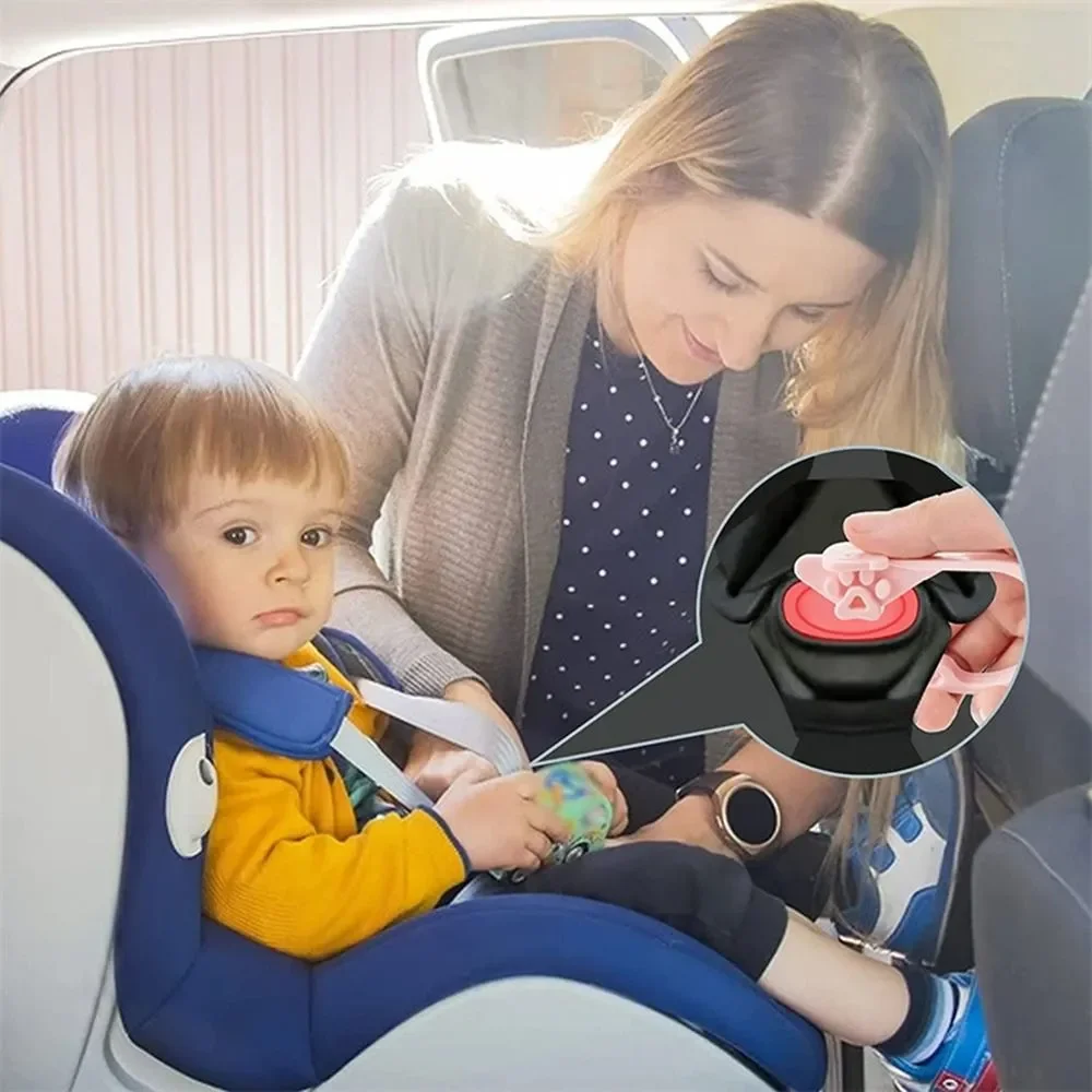 2PCS Portable Car Seat Unlocking Tool - Simple Child Unlocker and Safety Belt Keychain for Easy Unlocking