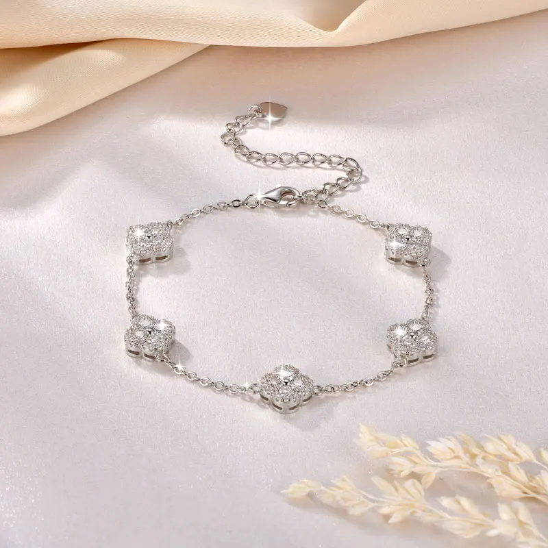 Moissanite Four-Leaf Clover Bracelet for Women 2.5mm 0.06ct Adjustable Chain 16.5+5cm Floral Style Silver Bracelet Gift
