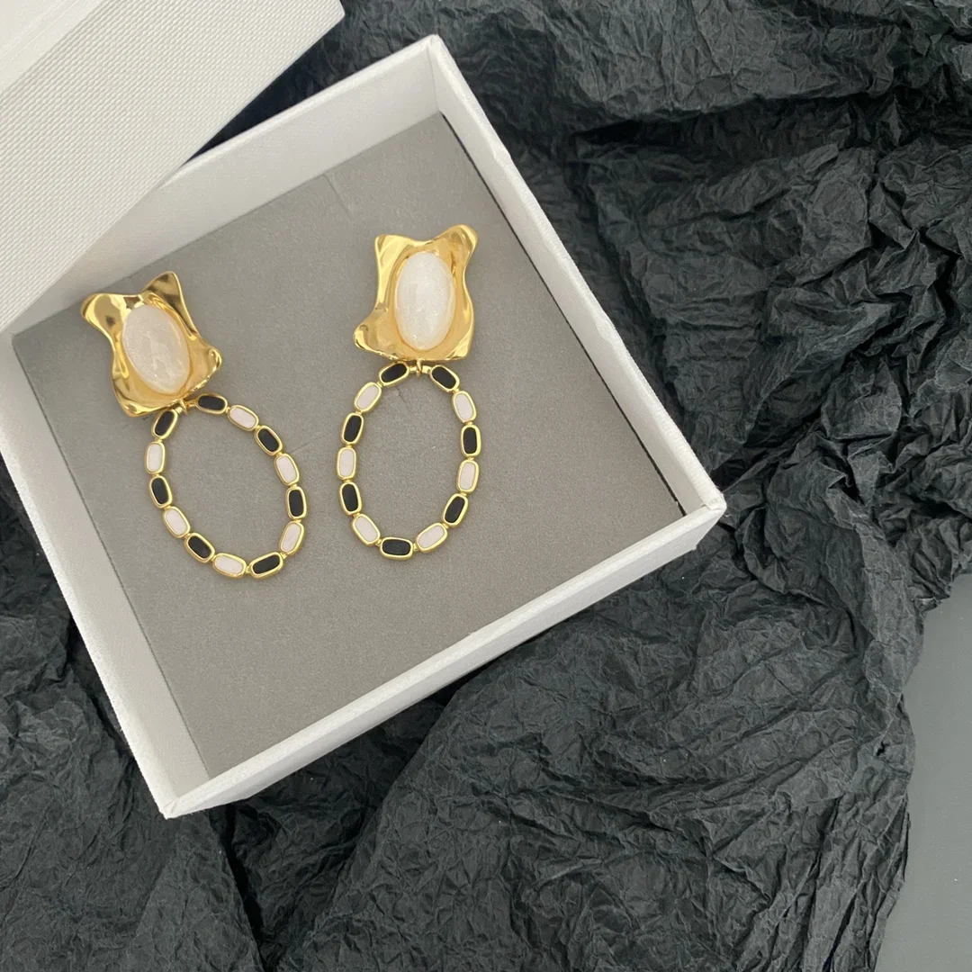 Fashion exquisite new trend products niche unique styling earrings