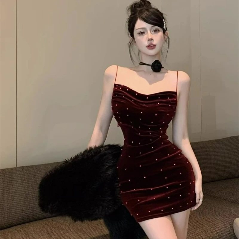 Vestido Halter de terciopelo para mujer, primavera y otoño 2026, nuevo estilo, Falda corta a la moda para chica, vestidos ajustados sin tirantes de alta sociedad