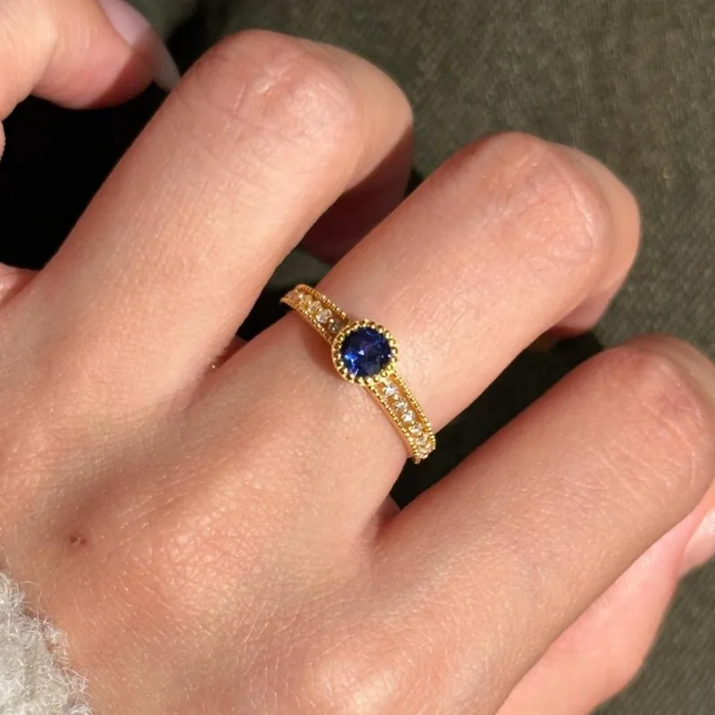 ضوء الفاخرة المتخصصة تصميم الشعور مزاجه السبابة الدائري الملحقات تقليد الياقوت خاتم صغير رائعة الزركون المجوهرات