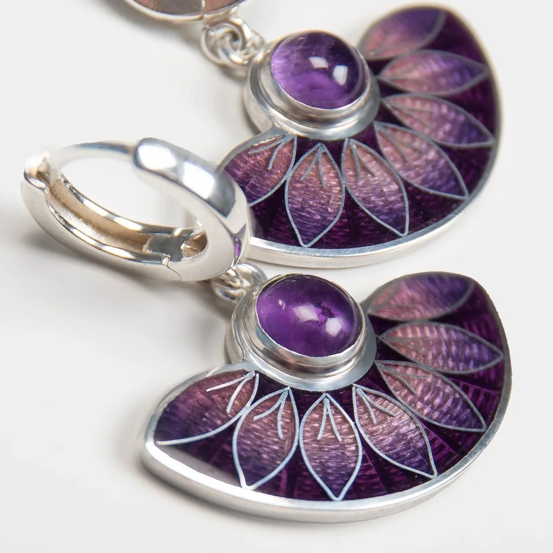 New Elegant Bohemian Ethnic Peacock Tail Scallop Hook Dangle Earrings For Women Wedding Amethyst Stone Earings Jewelry Wholesale