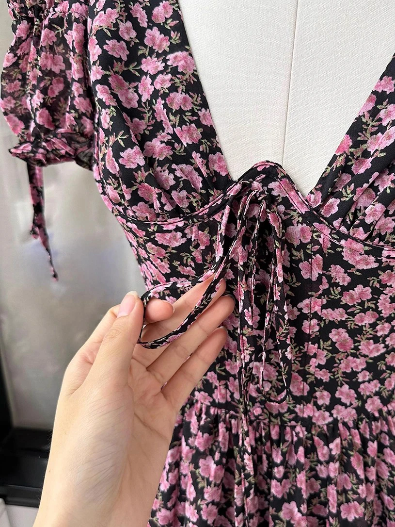 ReddaChic-vestido veraniego Floral con escote en V profundo para mujer, minivestido ceñido de manga corta abombada, corte en A, bonito y elegante, ropa de vacaciones de verano