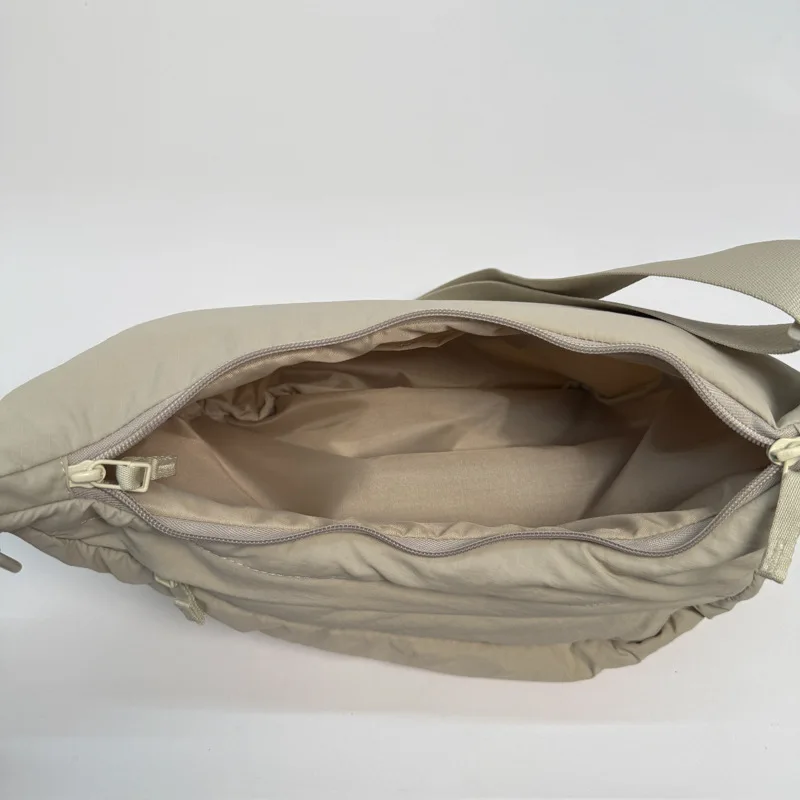 حقيبة هلال على الطراز الياباني غير رسمية من النايلون المتشرد حقيبة كتف نسائية على الطراز الكوري خفيفة الوزن ومتعددة الاستخدامات حقيبة طالب جامعية